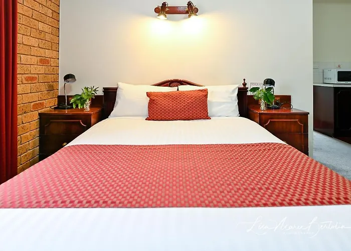 Narrandera Club Motor Inn